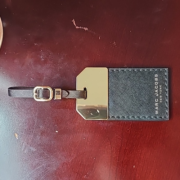 Marc Jacobs Leather Luggage Hang Tag Bag Charm - Picture 7 of 7